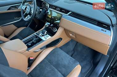 Внедорожник / Кроссовер Jaguar F-Pace 2023 в 