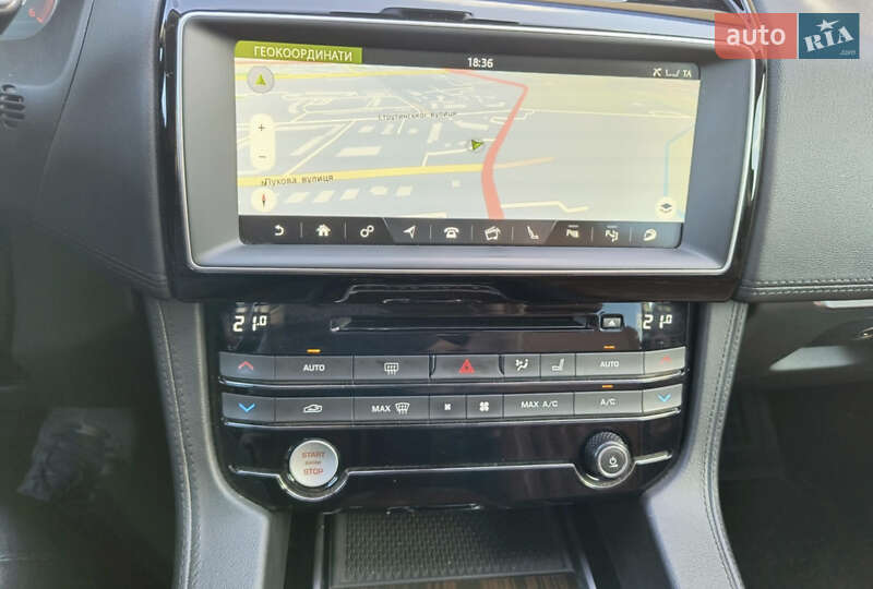 Позашляховик / Кросовер Jaguar F-Pace 2016 в Ірпені фото 8 Позашляховик / Кросовер Jaguar F-Pace 2016 в Ірпені