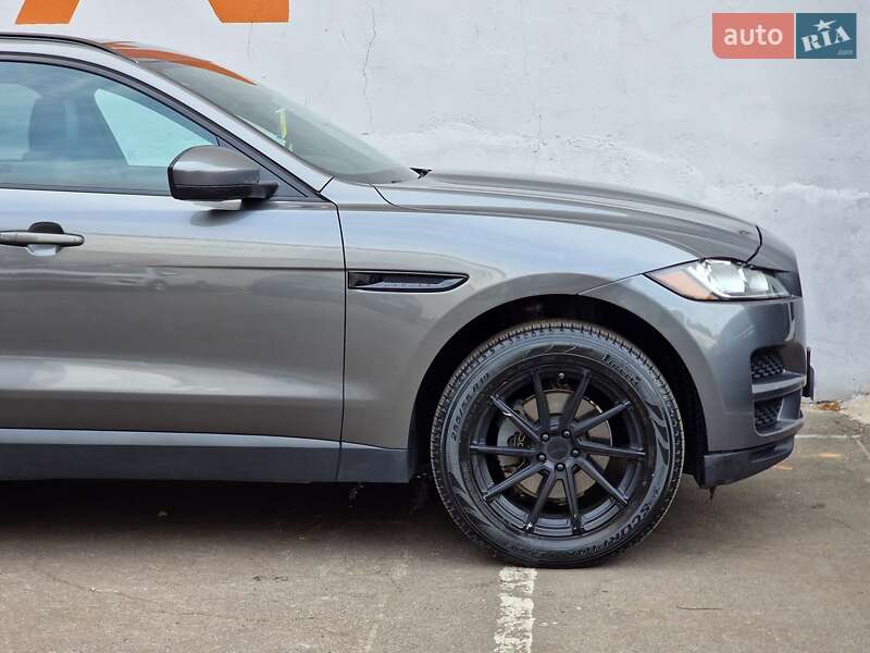Внедорожник / Кроссовер Jaguar F-Pace 2016 в Одессе