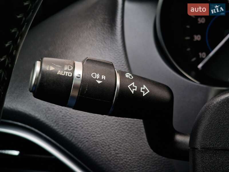 Внедорожник / Кроссовер Jaguar F-Pace 2016 в Одессе