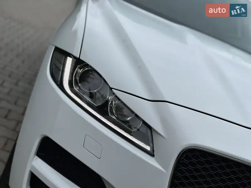 Jaguar F-Pace 2018 VIN SADCA2BN3JA284206 фото оголошення 16 з 103
