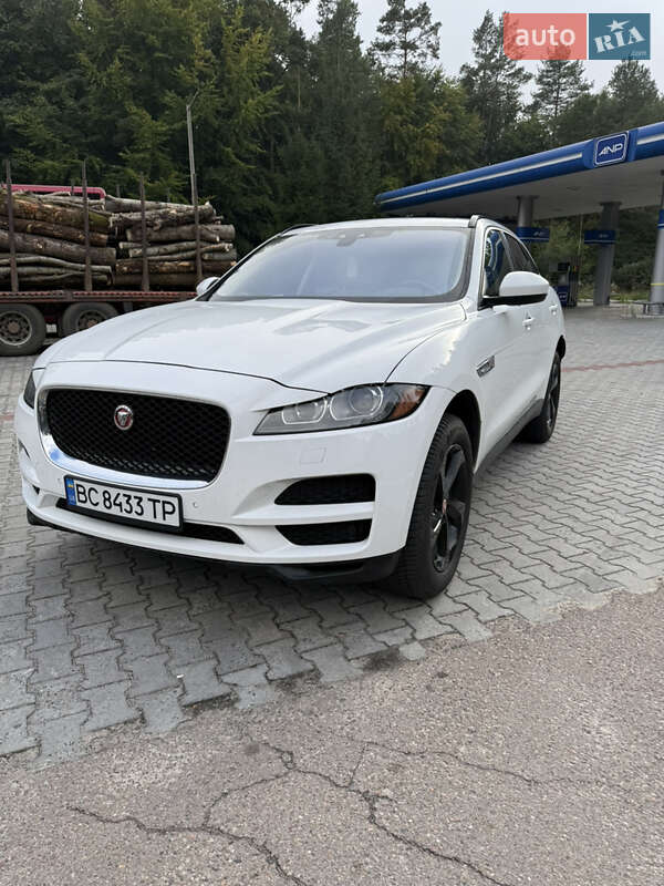 Jaguar F-Pace 2017