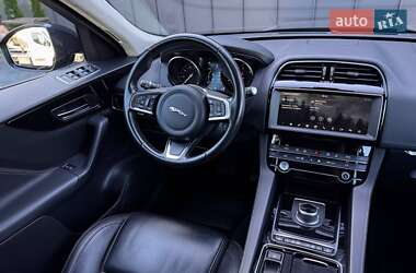 Позашляховик / Кросовер Jaguar F-Pace 2020 в 