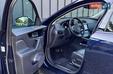 Позашляховик / Кросовер Jaguar F-Pace 2020 в 