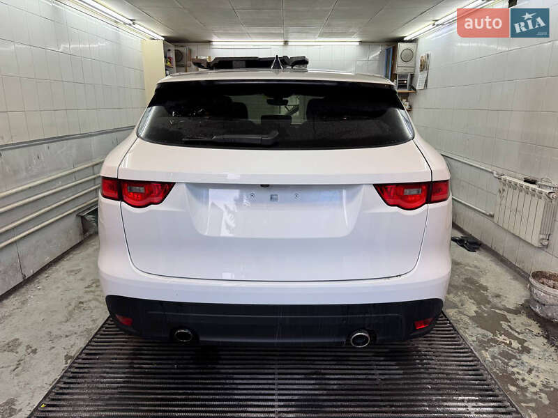 Позашляховик / Кросовер Jaguar F-Pace 2020 в Києві