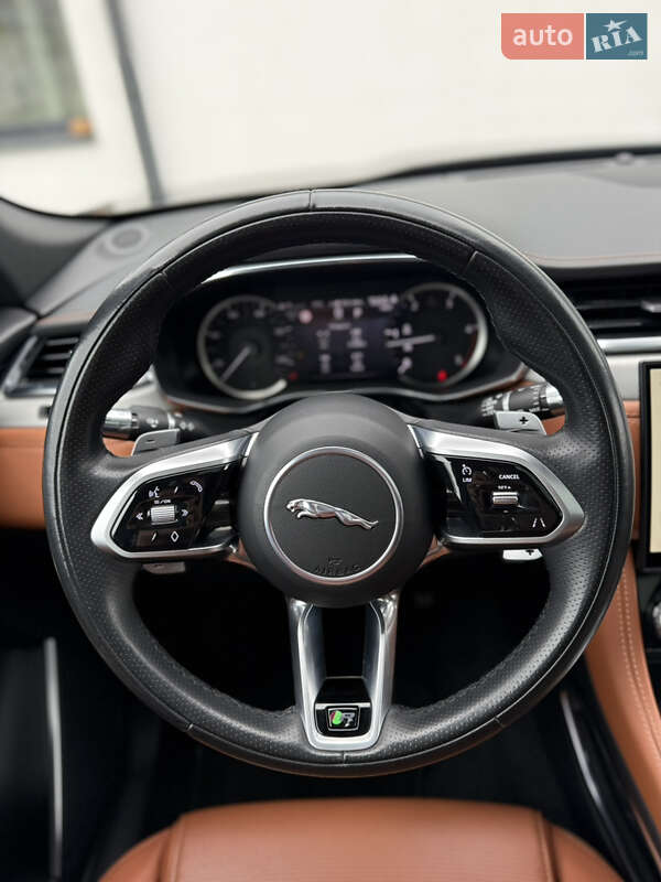 Внедорожник / Кроссовер Jaguar F-Pace 2021 в Луцке