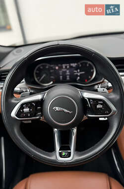 Позашляховик / Кросовер Jaguar F-Pace 2021 в 
