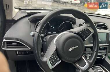 Внедорожник / Кроссовер Jaguar F-Pace 2019 в 