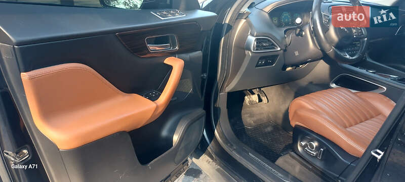 Позашляховик / Кросовер Jaguar F-Pace 2018 в Вінниці