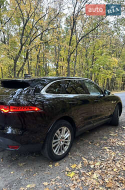 Внедорожник / Кроссовер Jaguar F-Pace 2019 в  фото 4 Внедорожник / Кроссовер Jaguar F-Pace 2019 в