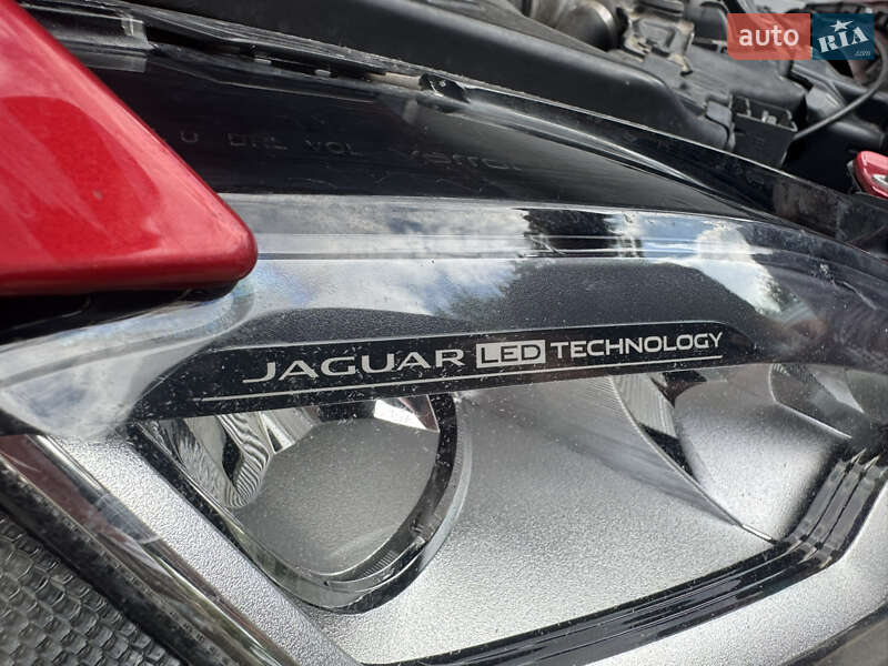 Позашляховик / Кросовер Jaguar F-Pace 2016 в Сумах фото 13 Позашляховик / Кросовер Jaguar F-Pace 2016 в Сумах