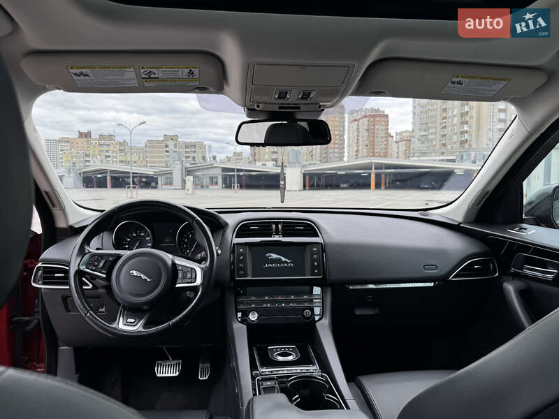 Позашляховик / Кросовер Jaguar F-Pace 2016 в Києві фото 28 Позашляховик / Кросовер Jaguar F-Pace 2016 в Києві