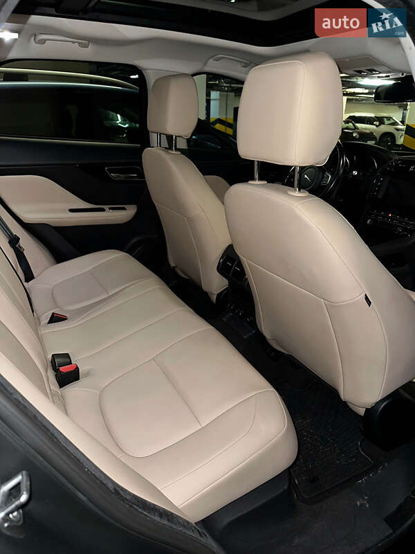 Позашляховик / Кросовер Jaguar F-Pace 2017 в Києві фото 13 Позашляховик / Кросовер Jaguar F-Pace 2017 в Києві