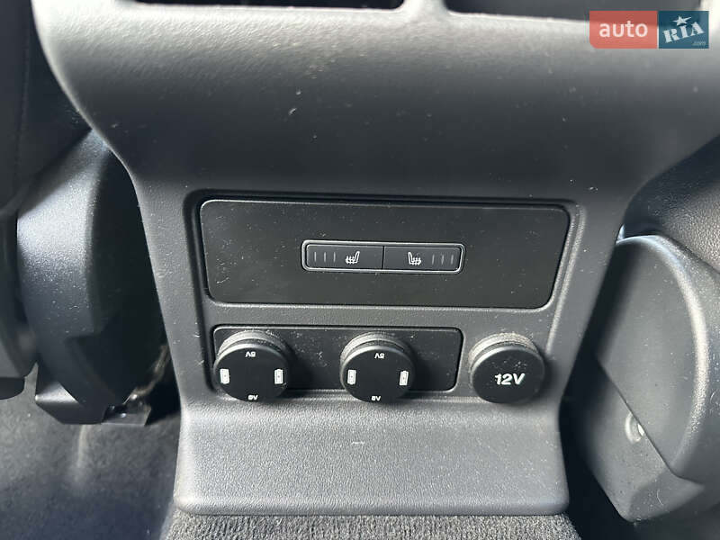 Внедорожник / Кроссовер Jaguar F-Pace 2017 в Луцке