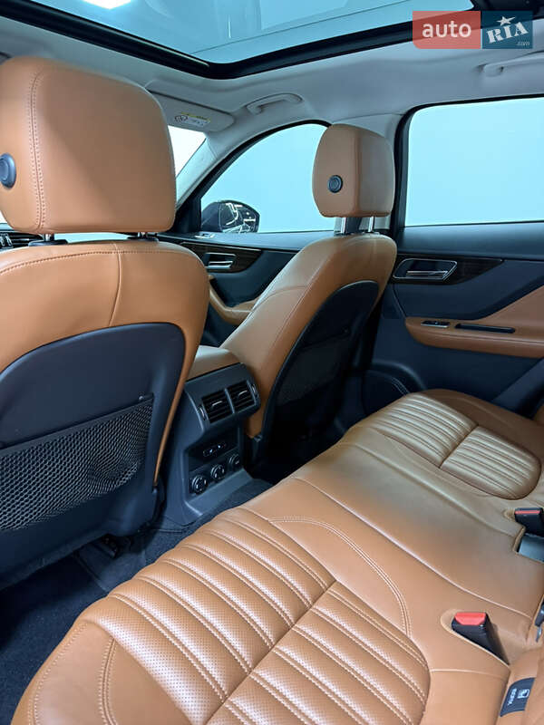 Внедорожник / Кроссовер Jaguar F-Pace 2016 в Одессе фото 15 Внедорожник / Кроссовер Jaguar F-Pace 2016 в Одессе