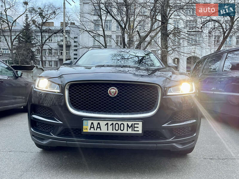 Внедорожник / Кроссовер Jaguar F-Pace 2016 в Киеве