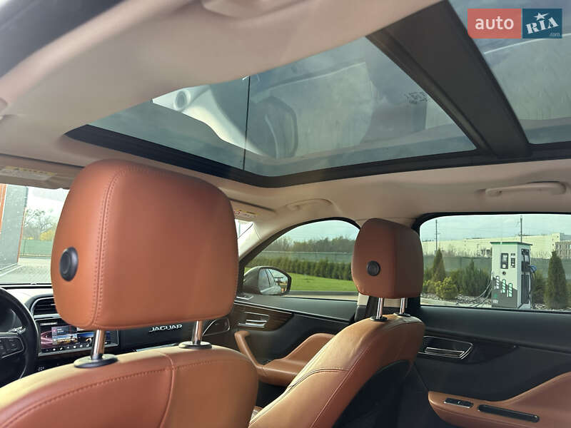Позашляховик / Кросовер Jaguar F-Pace 2016 в Вінниці фото 9 Позашляховик / Кросовер Jaguar F-Pace 2016 в Вінниці
