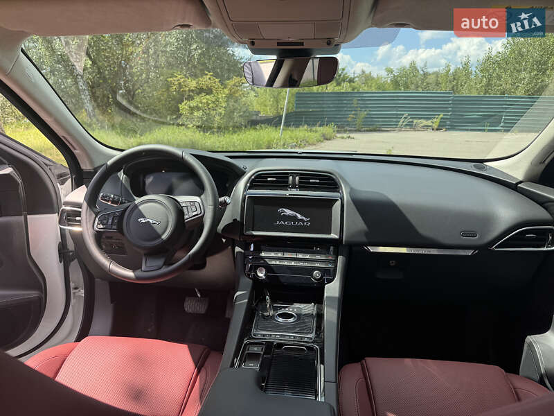 Внедорожник / Кроссовер Jaguar F-Pace 2020 в Киеве фото 30 Внедорожник / Кроссовер Jaguar F-Pace 2020 в Киеве