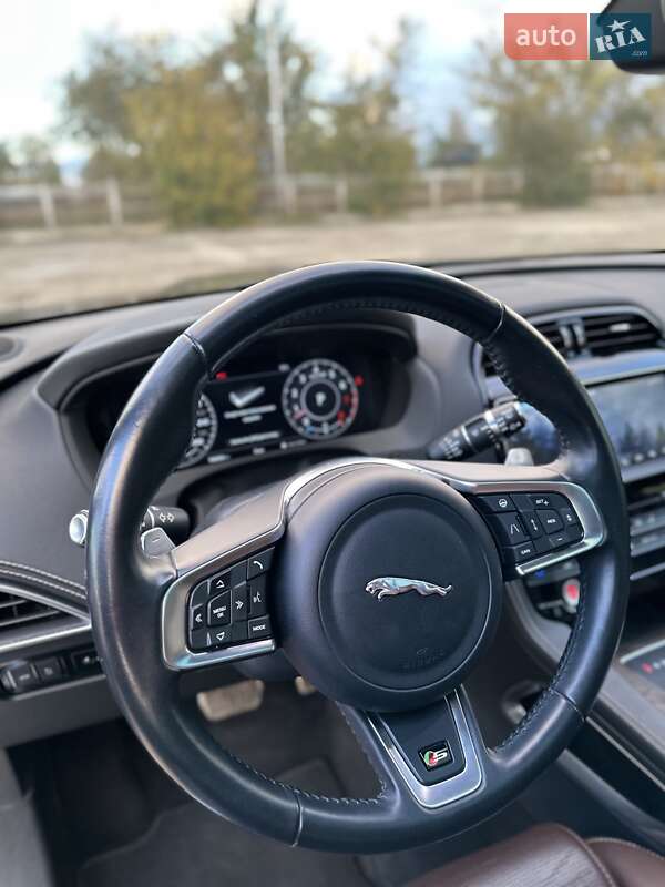 Позашляховик / Кросовер Jaguar F-Pace 2018 в Южноукраїнську фото 58 Позашляховик / Кросовер Jaguar F-Pace 2018 в Южноукраїнську