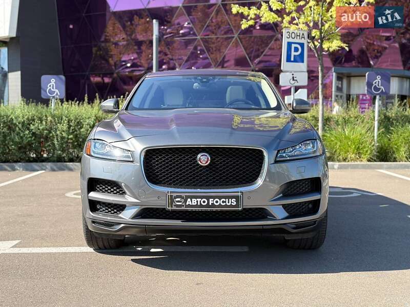 Позашляховик / Кросовер Jaguar F-Pace 2017 в Києві