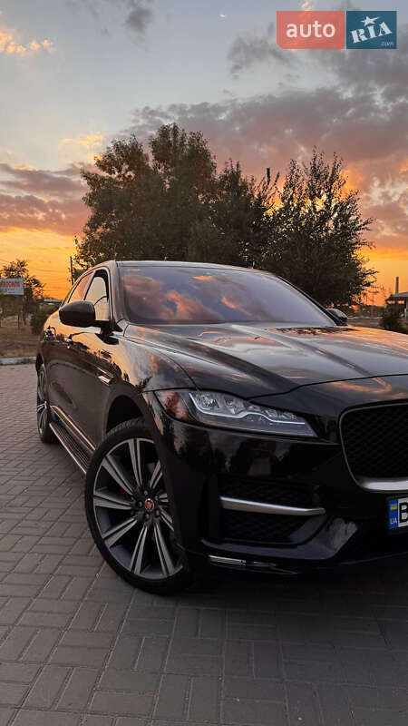 Внедорожник / Кроссовер Jaguar F-Pace 2017 в Киеве фото 8 Внедорожник / Кроссовер Jaguar F-Pace 2017 в Киеве
