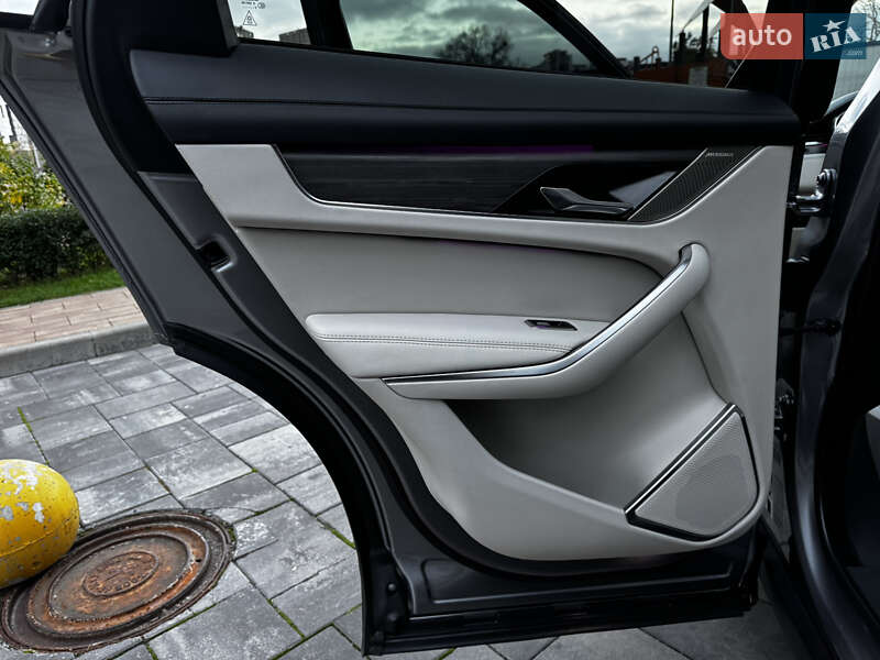 Внедорожник / Кроссовер Jaguar F-Pace 2022 в Киеве