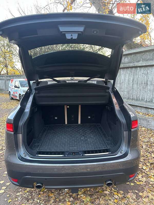 Внедорожник / Кроссовер Jaguar F-Pace 2018 в Киеве фото 19 Внедорожник / Кроссовер Jaguar F-Pace 2018 в Киеве