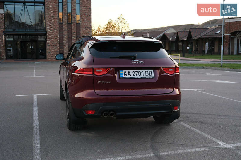 Внедорожник / Кроссовер Jaguar F-Pace 2016 в Киеве