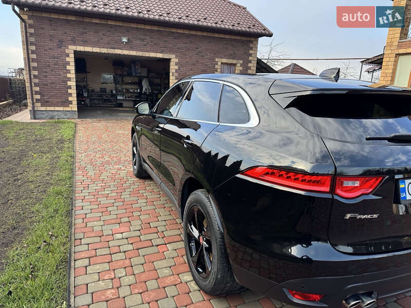 Внедорожник / Кроссовер Jaguar F-Pace 2016 в Черновцах фото 4 Внедорожник / Кроссовер Jaguar F-Pace 2016 в Черновцах
