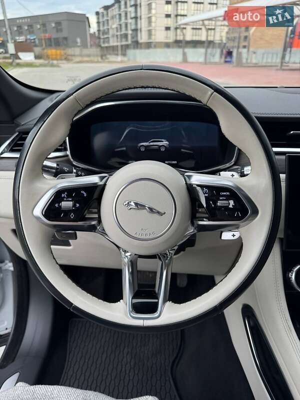 Внедорожник / Кроссовер Jaguar F-Pace 2021 в Ровно