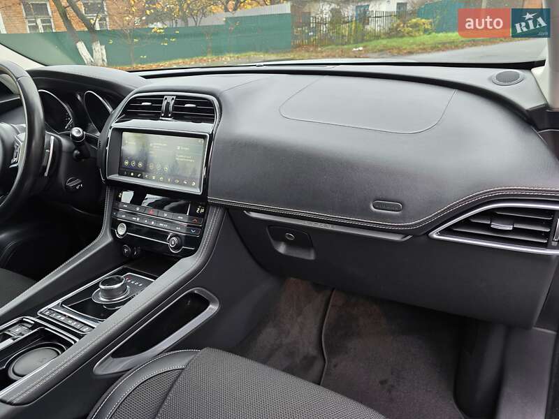 Позашляховик / Кросовер Jaguar F-Pace 2018 в Вінниці
