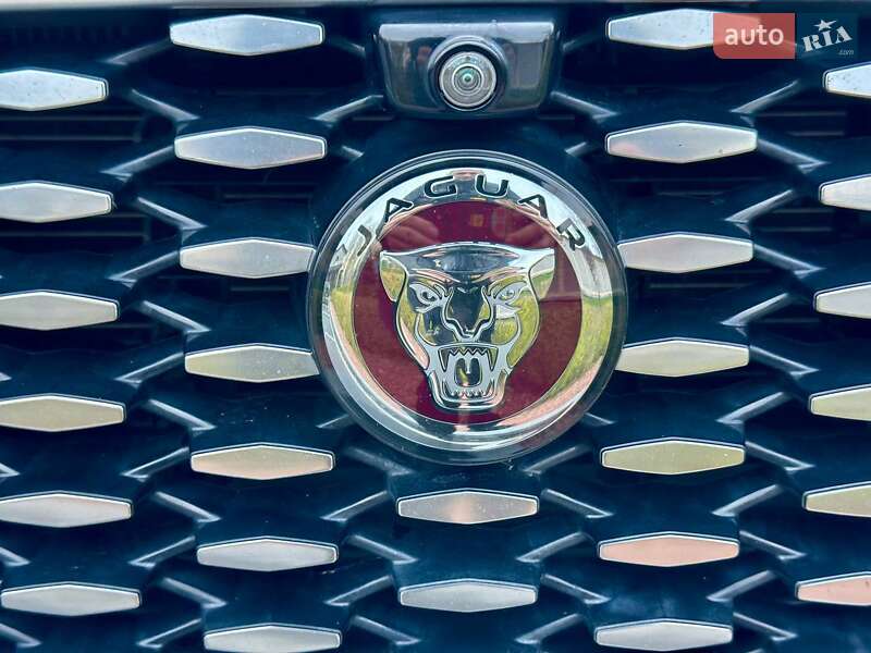 Позашляховик / Кросовер Jaguar F-Pace 2021 в Києві фото 36 Позашляховик / Кросовер Jaguar F-Pace 2021 в Києві
