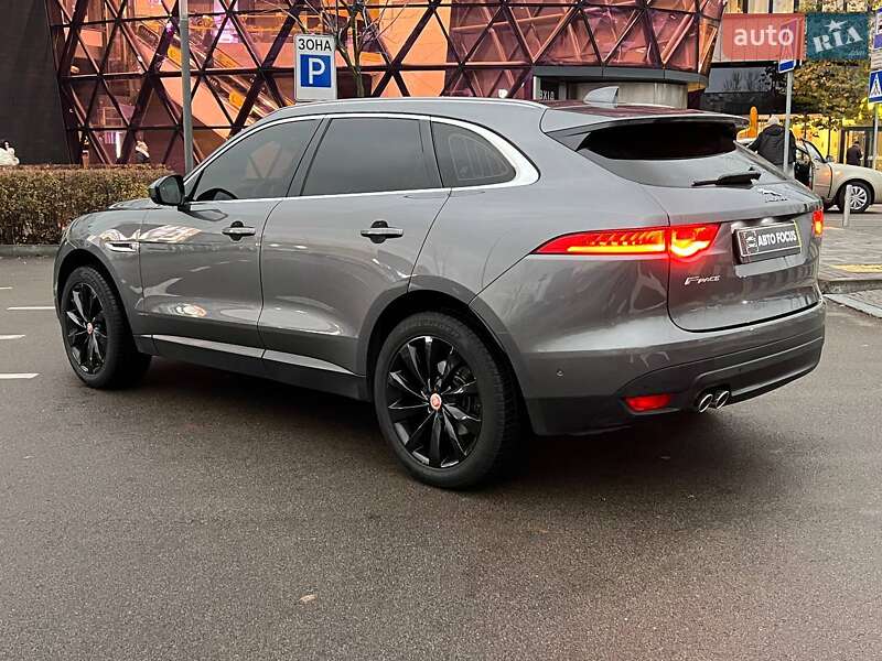 Позашляховик / Кросовер Jaguar F-Pace 2016 в Києві фото 5 Позашляховик / Кросовер Jaguar F-Pace 2016 в Києві