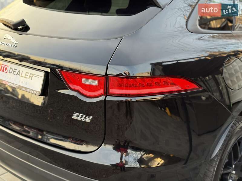 Внедорожник / Кроссовер Jaguar F-Pace 2016 в Киеве