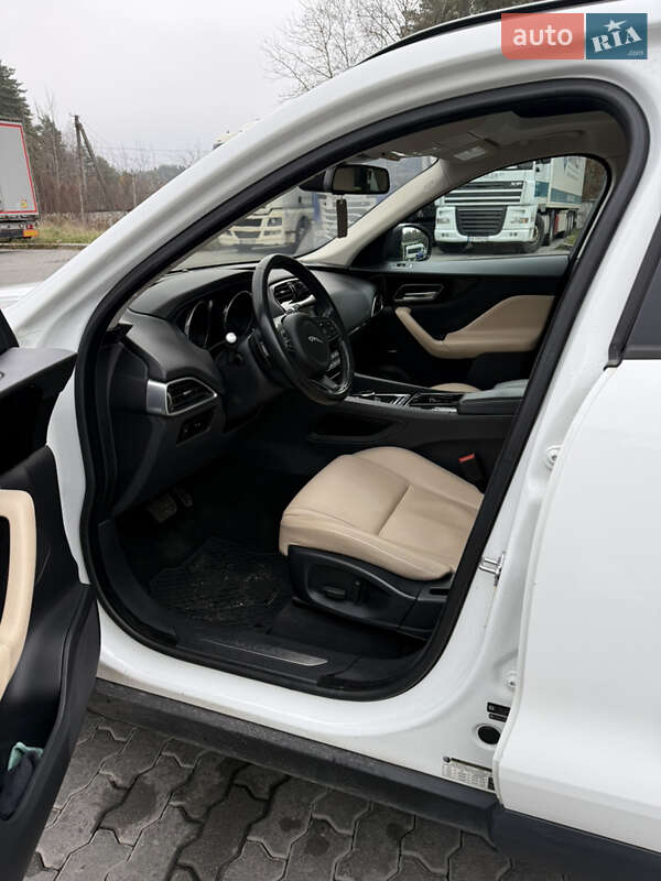 Позашляховик / Кросовер Jaguar F-Pace 2017 в Львові