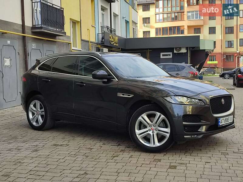 Внедорожник / Кроссовер Jaguar F-Pace 2017 в Ивано-Франковске