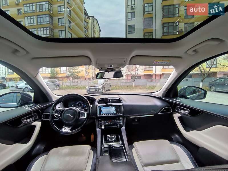 Внедорожник / Кроссовер Jaguar F-Pace 2017 в Ивано-Франковске