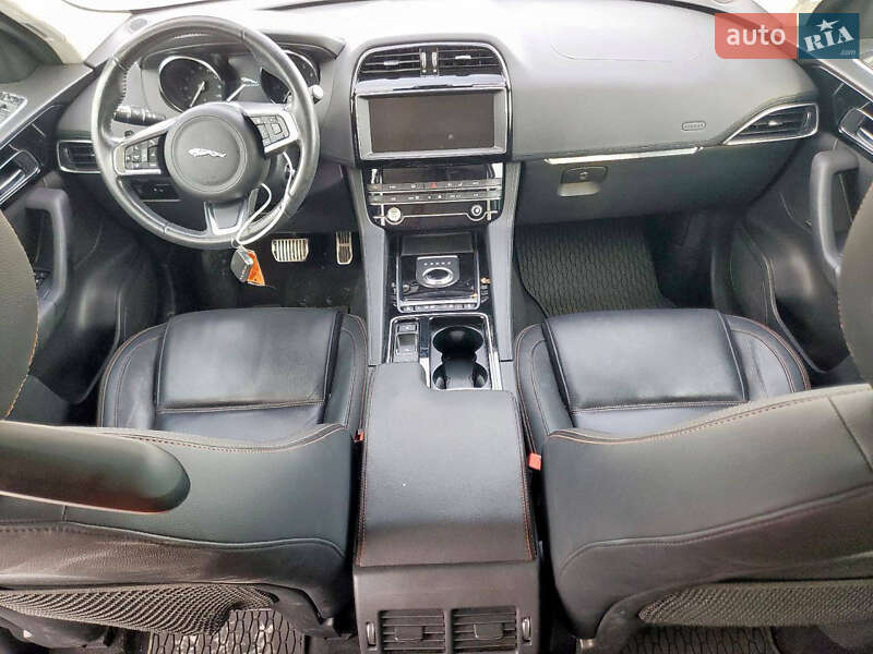 Позашляховик / Кросовер Jaguar F-Pace 2019 в Запоріжжі