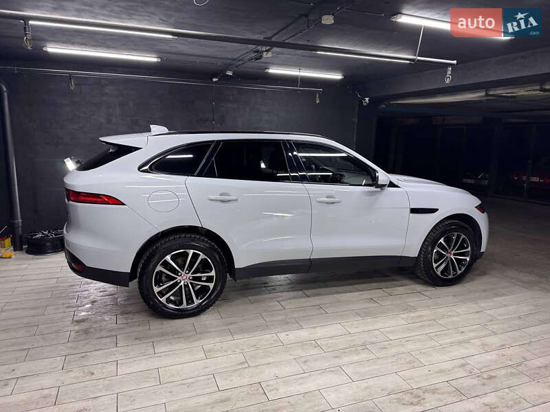Позашляховик / Кросовер Jaguar F-Pace 2018 в Рівному