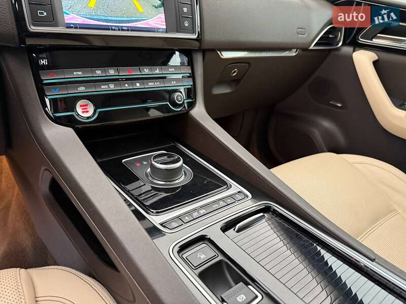Внедорожник / Кроссовер Jaguar F-Pace 2018 в Луцке фото 27 Внедорожник / Кроссовер Jaguar F-Pace 2018 в Луцке