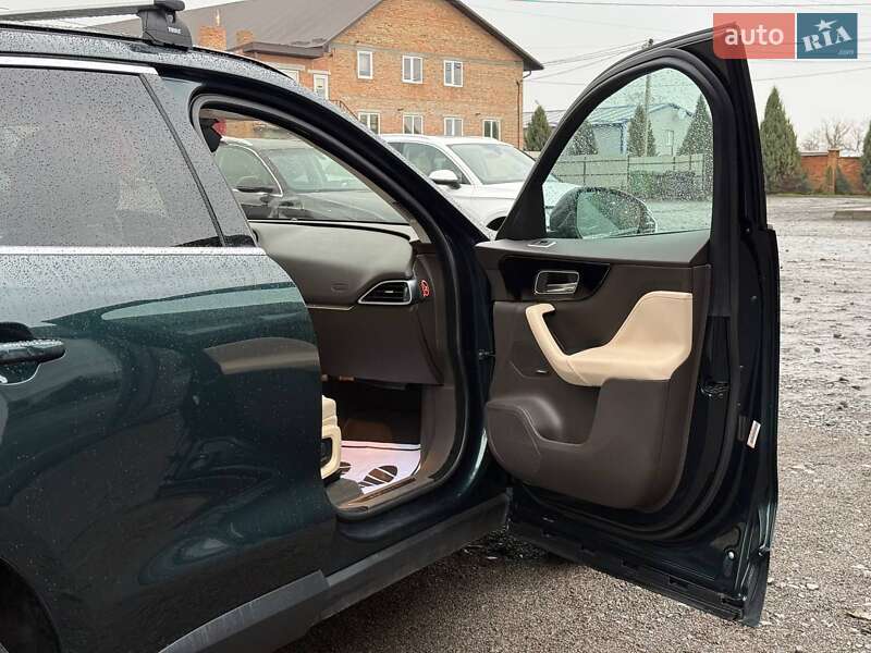 Внедорожник / Кроссовер Jaguar F-Pace 2018 в Луцке фото 31 Внедорожник / Кроссовер Jaguar F-Pace 2018 в Луцке