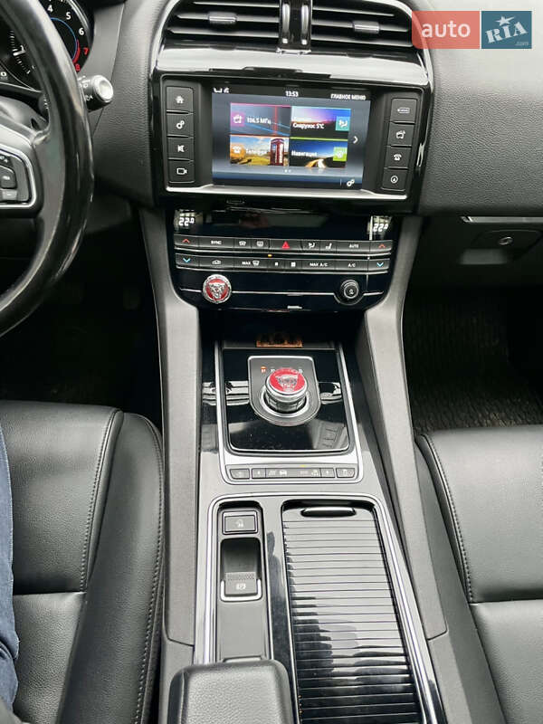 Внедорожник / Кроссовер Jaguar F-Pace 2018 в Шостке