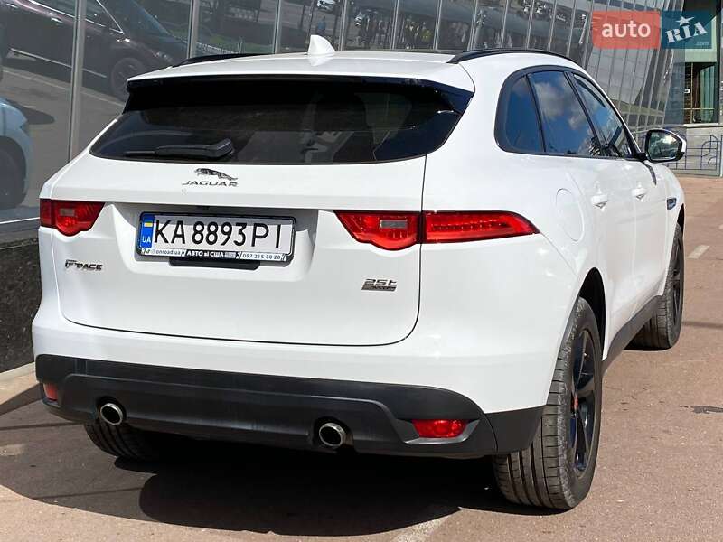 Позашляховик / Кросовер Jaguar F-Pace 2017 в Києві
