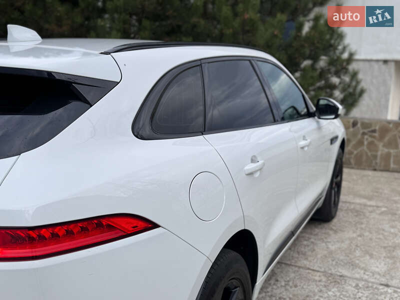 Внедорожник / Кроссовер Jaguar F-Pace 2017 в Одессе
