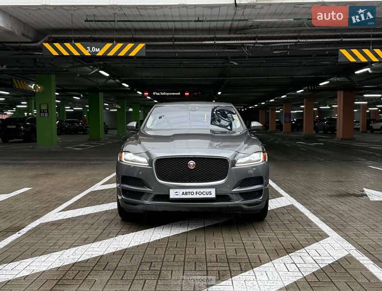 Внедорожник / Кроссовер Jaguar F-Pace 2017 в Киеве
