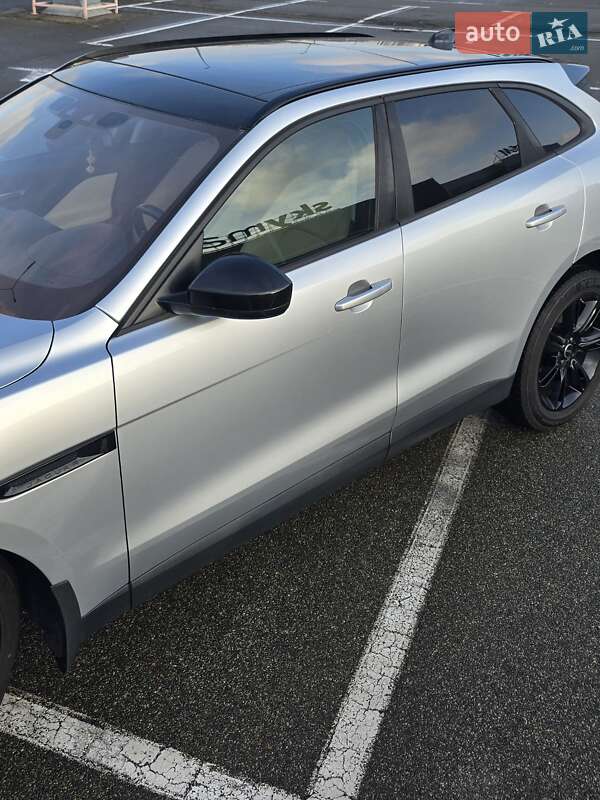 Позашляховик / Кросовер Jaguar F-Pace 2017 в Києві