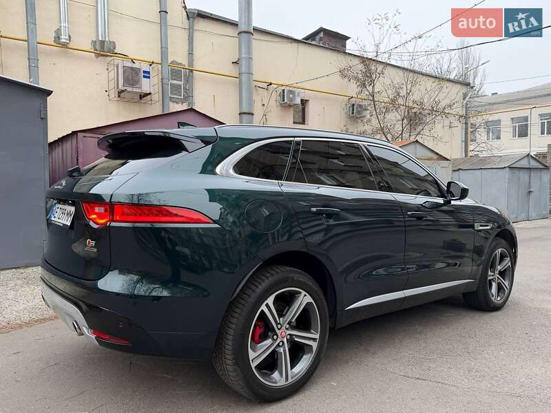 Позашляховик / Кросовер Jaguar F-Pace 2016 в Дніпрі