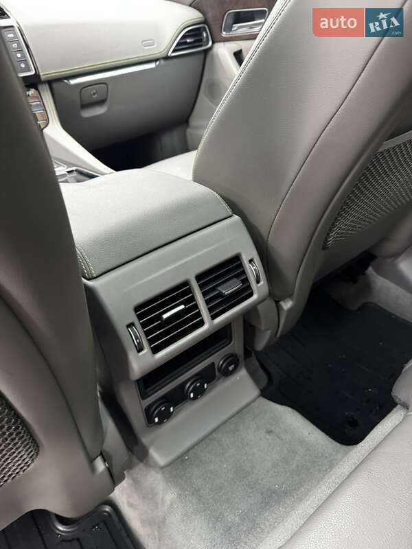 Внедорожник / Кроссовер Jaguar F-Pace 2017 в Черновцах