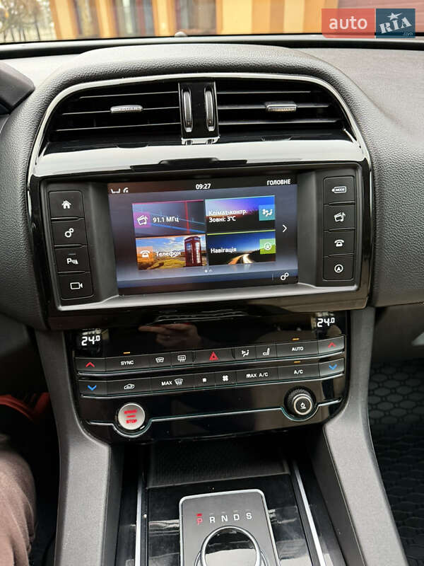 Внедорожник / Кроссовер Jaguar F-Pace 2017 в Львове