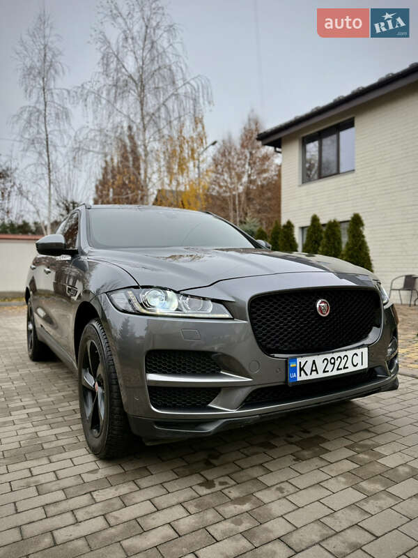 Внедорожник / Кроссовер Jaguar F-Pace 2016 в Киеве